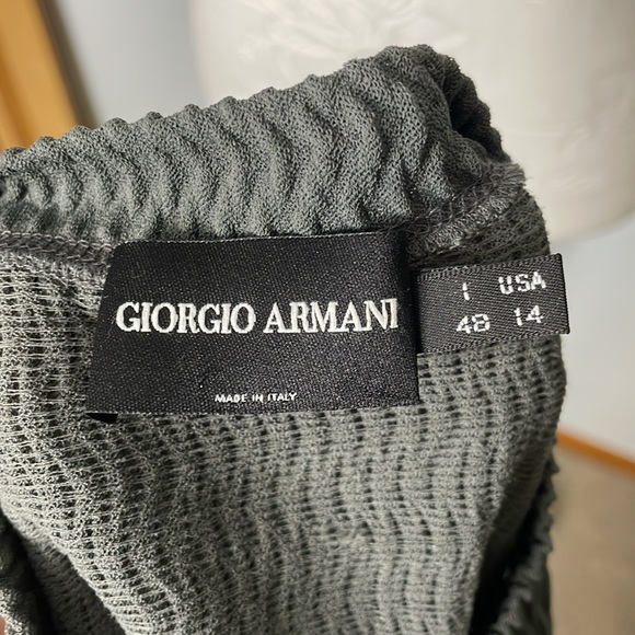 Giorgio Armani Textured Top - Picture 4 of 4